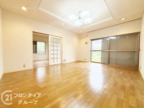 奈良市松陽台３丁目の中古一戸建て