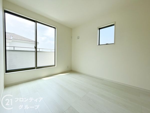 奈良市宝来３丁目　新築一戸建て　７号棟
