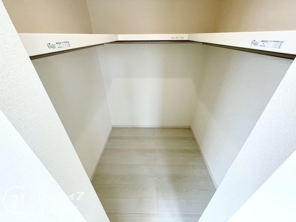 奈良市宝来３丁目　新築一戸建て　７号棟