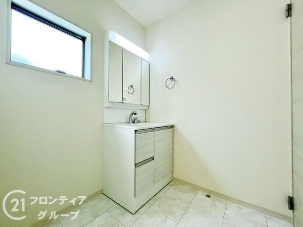 奈良市宝来３丁目　新築一戸建て　７号棟