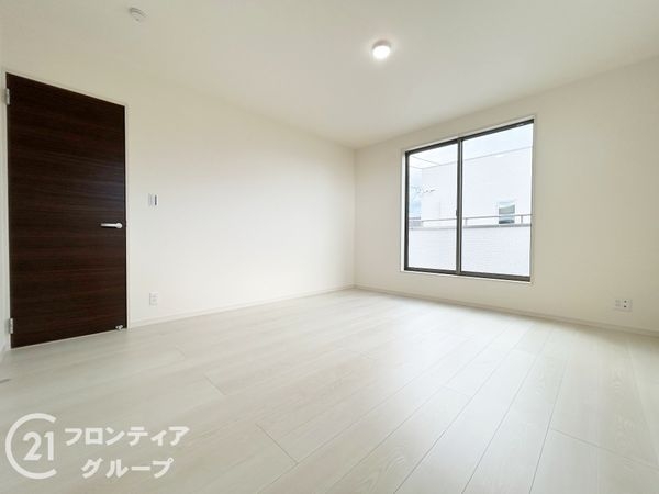 奈良市宝来３丁目　新築一戸建て　９号棟