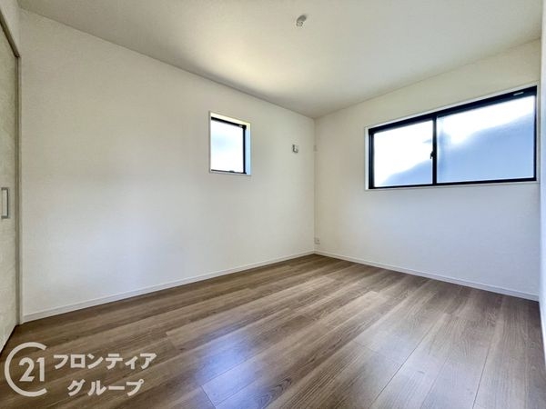 奈良市藤ノ木台１丁目　新築一戸建て　３期　３号棟