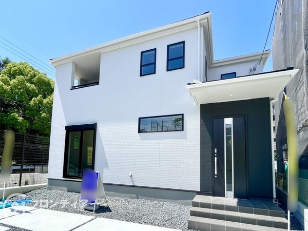 奈良市藤ノ木台１丁目　新築一戸建て　３期　３号棟