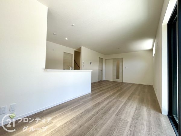 奈良市藤ノ木台１丁目　新築一戸建て　３期　３号棟