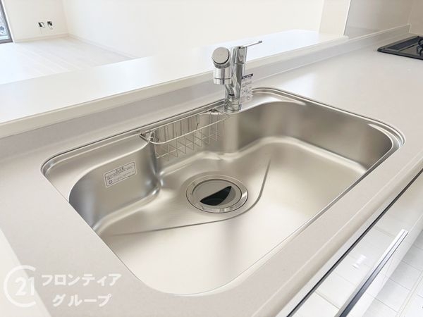 奈良市神功５丁目　新築一戸建て　３号棟