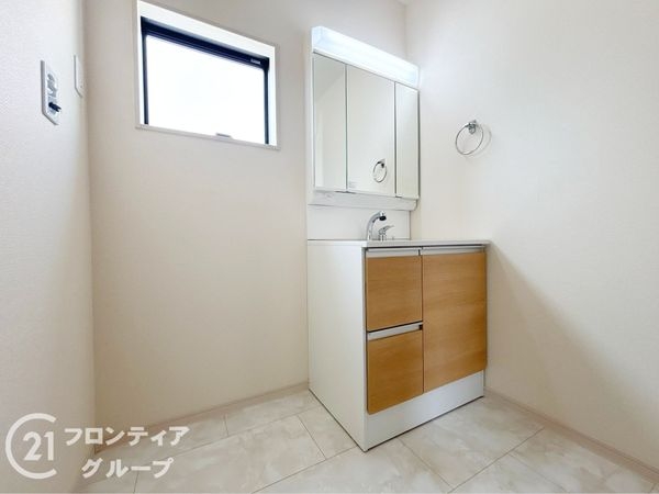 奈良市神功５丁目　新築一戸建て　１号棟