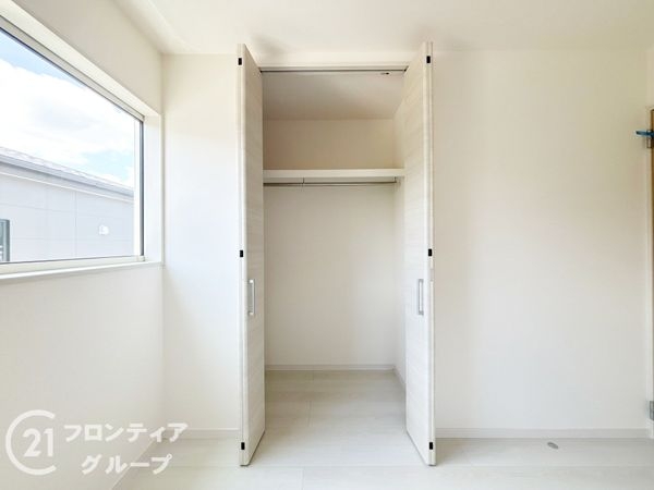 奈良市神功５丁目　新築一戸建て　２号棟