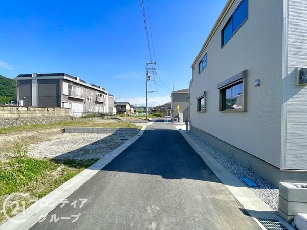 生駒郡平群町大字三里　新築一戸建て　3期　1号棟