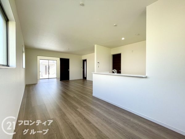生駒郡平群町大字三里　新築一戸建て　3期　1号棟