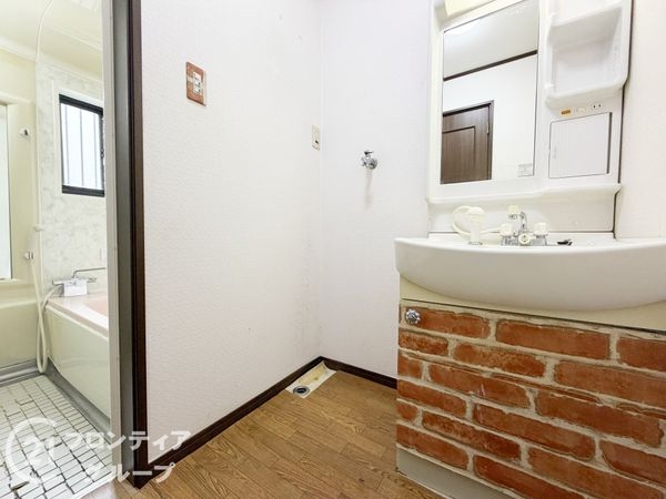 生駒市辻町の中古一戸建て