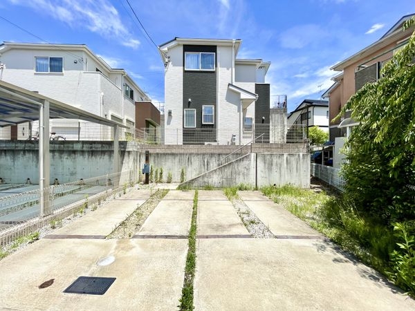 生駒市壱分町の中古一戸建て