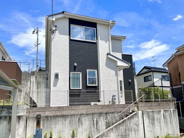 生駒市壱分町の中古一戸建て
