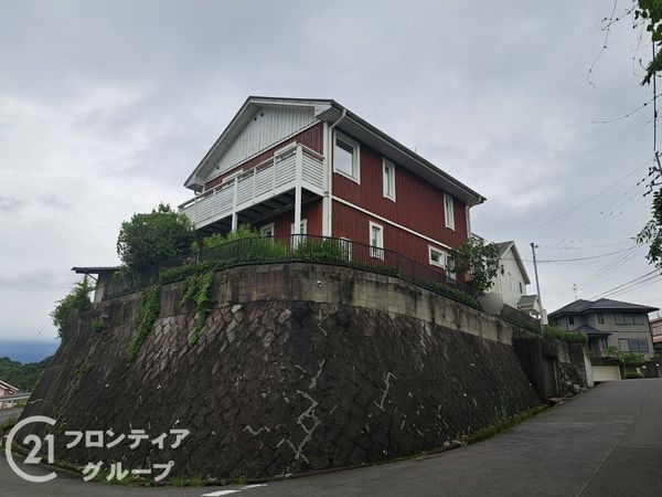 生駒郡平群町北信貴ケ丘１丁目の中古一戸建て
