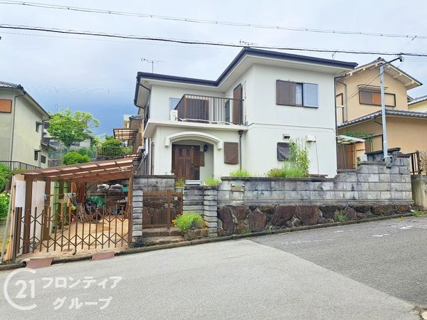 生駒郡平群町若葉台５丁目　中古一戸建て