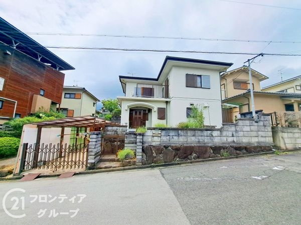 生駒郡平群町若葉台５丁目の中古一戸建て