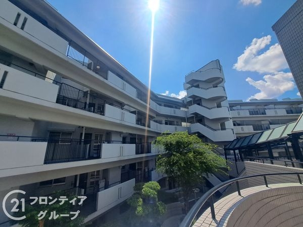 ローレルコート学園前Ｂ棟　中古マンション
