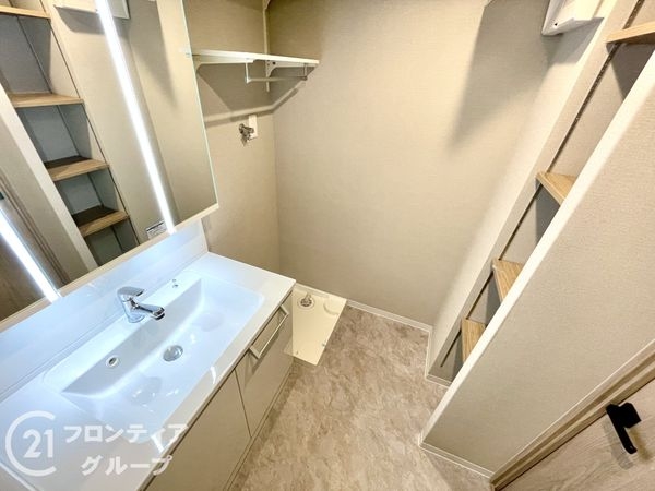 ローレルコート学園前Ｂ棟　中古マンション