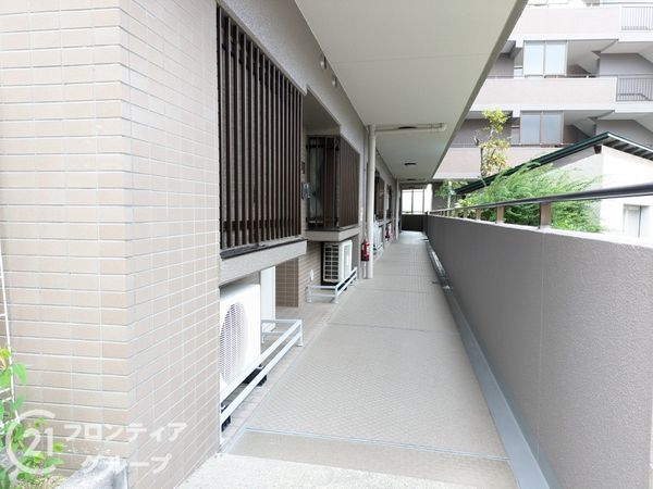 ロイヤルヒルズ富雄Ｆ棟　中古マンション