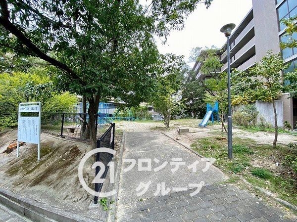 ロイヤルヒルズ富雄Ｆ棟　中古マンション