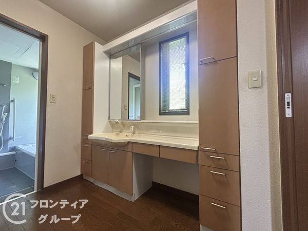 香芝市旭ケ丘５丁目の中古一戸建て