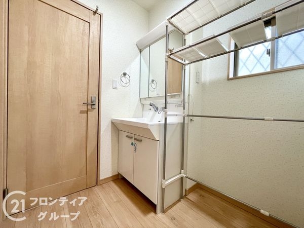 生駒郡斑鳩町服部２丁目の中古一戸建て