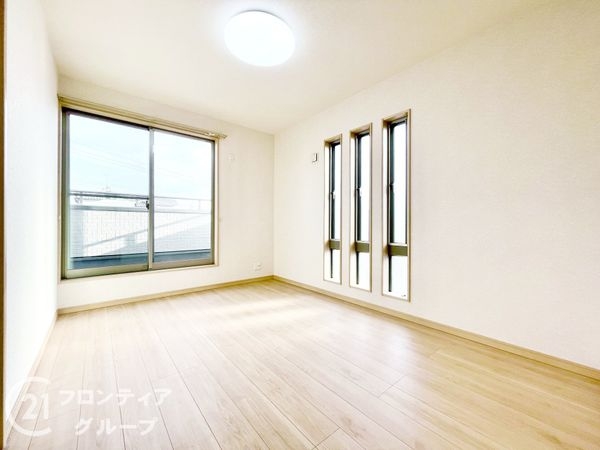 生駒郡斑鳩町服部２丁目の中古一戸建て
