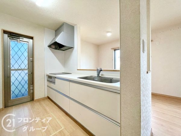 生駒郡斑鳩町服部２丁目　中古一戸建て