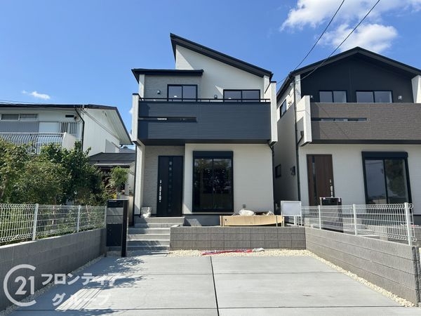 奈良市神殿町　新築一戸建て　１号棟