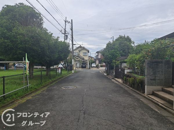 奈良市神殿町　新築一戸建て　２号棟