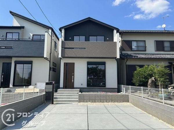 奈良市神殿町　新築一戸建て　２号棟