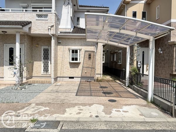 橿原市石原田町の中古一戸建て