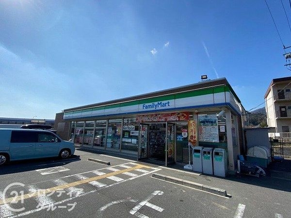 生駒市壱分町の中古一戸建て(ファミリーマート生駒壱分インター北店)