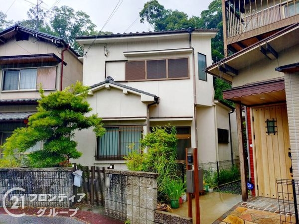 生駒市壱分町　中古一戸建て