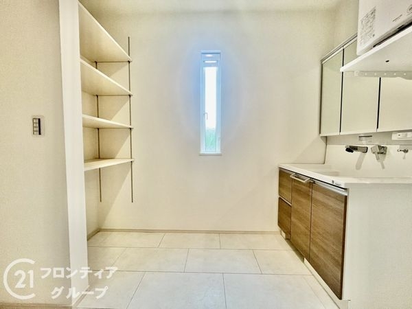 奈良市朱雀５丁目　新築一戸建て　第１　全１区画