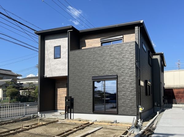 天理市勾田町　新築一戸建て　１号地
