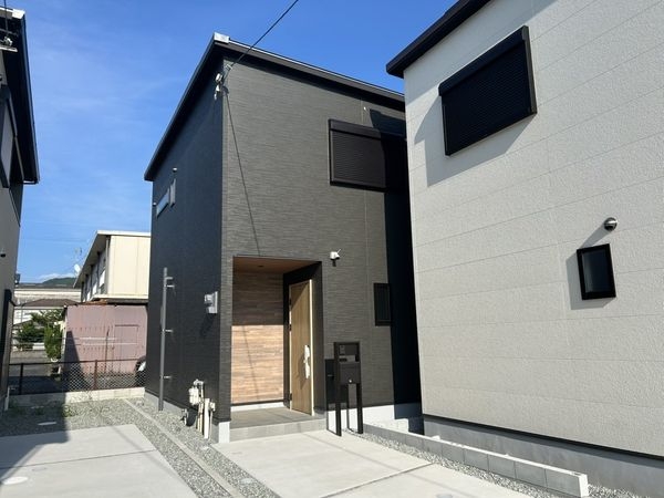 天理市勾田町　新築一戸建て　５号地