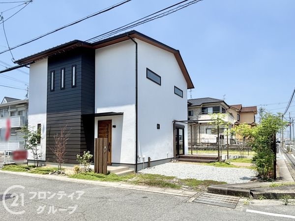 天理市西長柄町　中古一戸建て