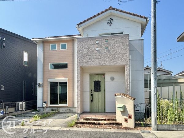 香芝市五位堂１丁目　中古一戸建て
