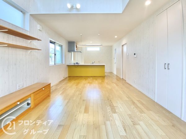 香芝市五位堂１丁目の中古一戸建て