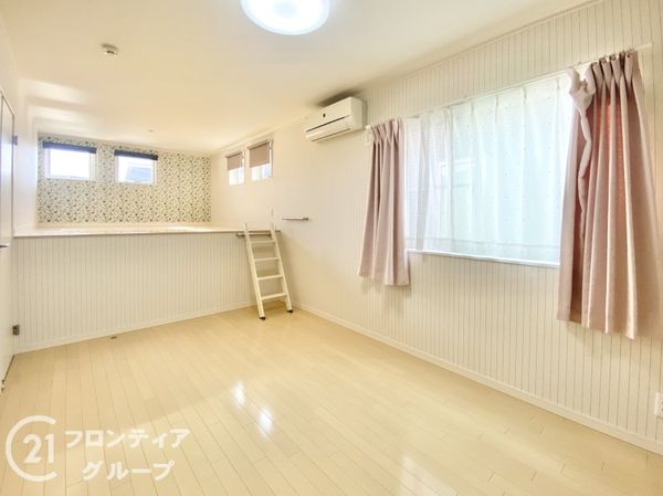 香芝市五位堂１丁目の中古一戸建て