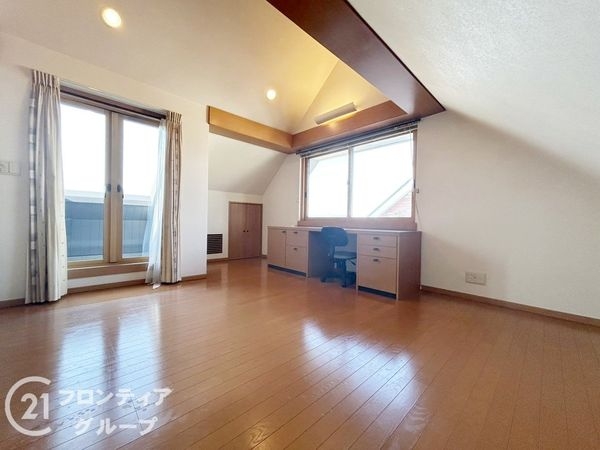木津川市州見台５丁目の中古一戸建て