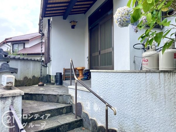 奈良市富雄川西１丁目の中古一戸建て