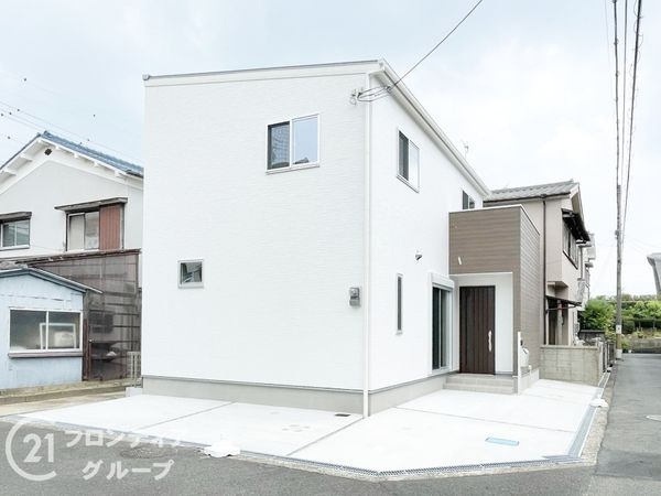 橿原市中曽司町　新築一戸建て