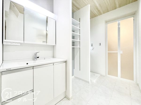 橿原市中曽司町　新築一戸建て