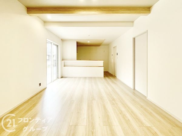 橿原市中曽司町　新築一戸建て