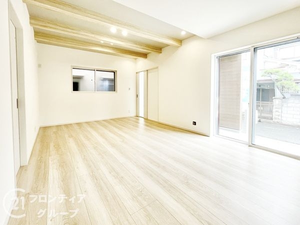 橿原市中曽司町　新築一戸建て