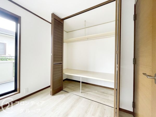奈良市左京３丁目の中古一戸建て