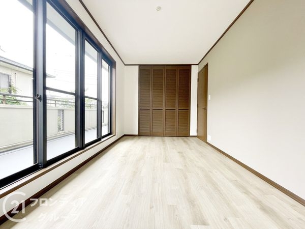 奈良市左京３丁目の中古一戸建て