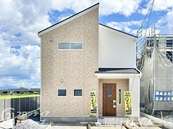 天理市田井庄町　新築一戸建て　２期　２号棟