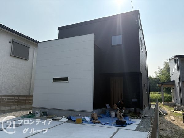 大和高田市大字大谷　新築一戸建て